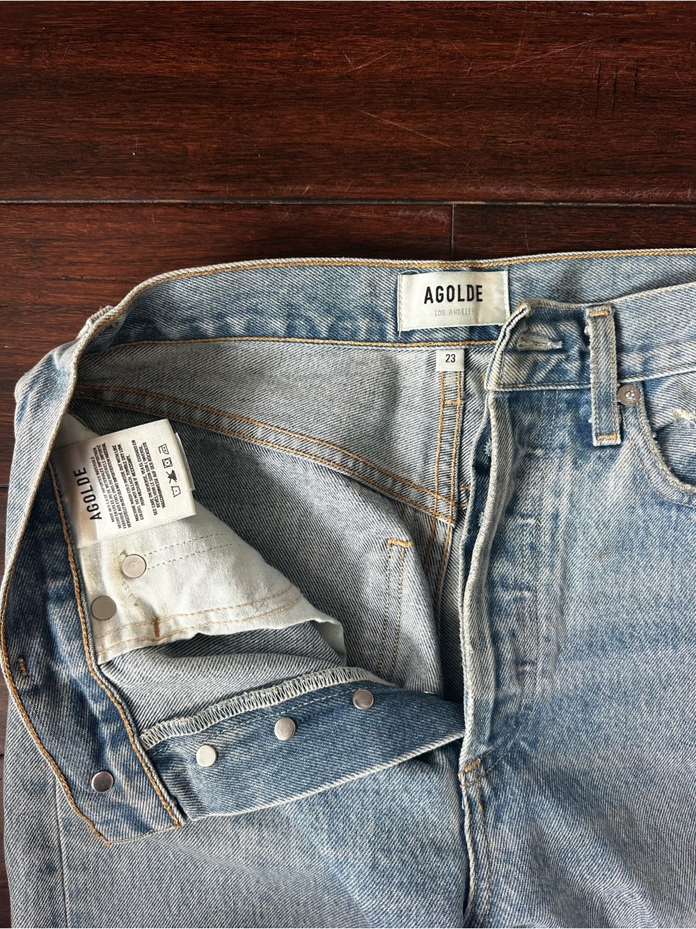 Agolde 90s Ripped Jeans - Picture 5 of 8